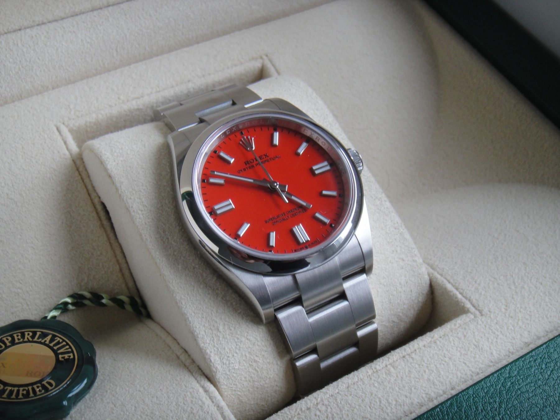 Rolex Orologi: Rolex / Oyster Perpetual 36 / Red Dial – Nuovo (secondo la descrizione) da Biberist venduto da keine-ursache 2