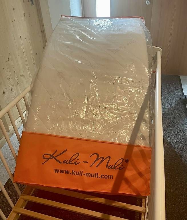 Betten: Babybett mit Matratze – Gebraucht aus Chur von nad_dy5b 1