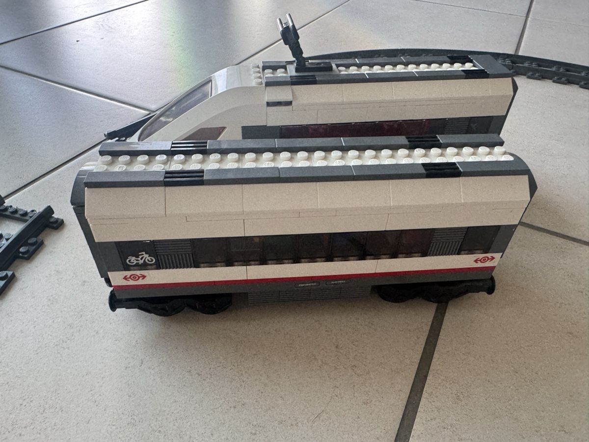 Lego Kit di costruzioni: Lego Zug – Usato da Hochdorf venduto da fla_hl9g 3