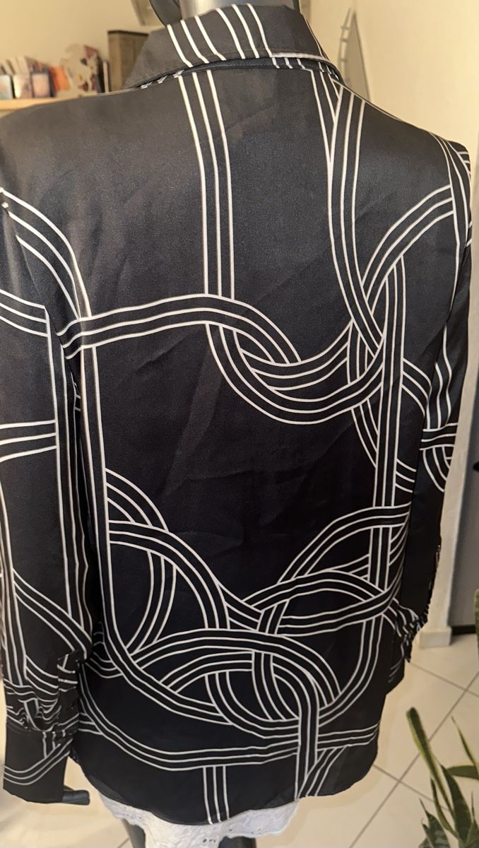 H&M Camicette: H&M BLUSE GR. L NEU – Nuovo e nell'imballaggio originale da Unteraegeri venduto da MH203 6