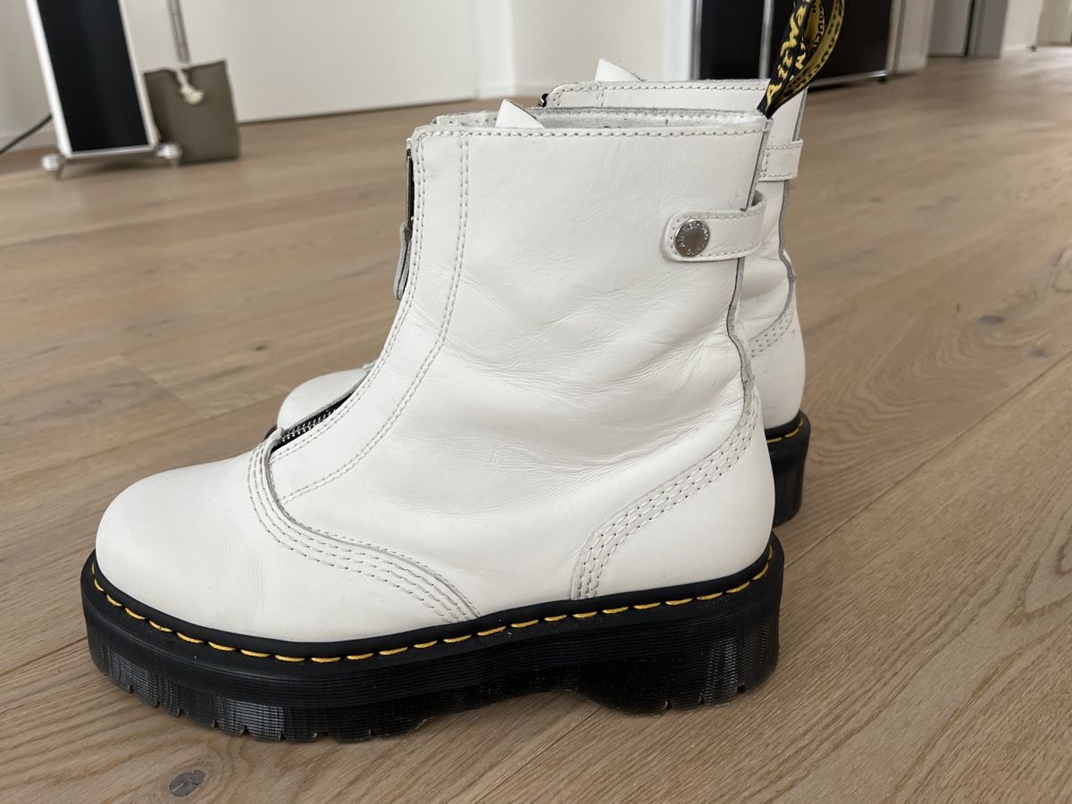 Dr. Martens Scarpe da donna: Dr.Martens AirWair – Usato da Nänikon venduto da Delonghi