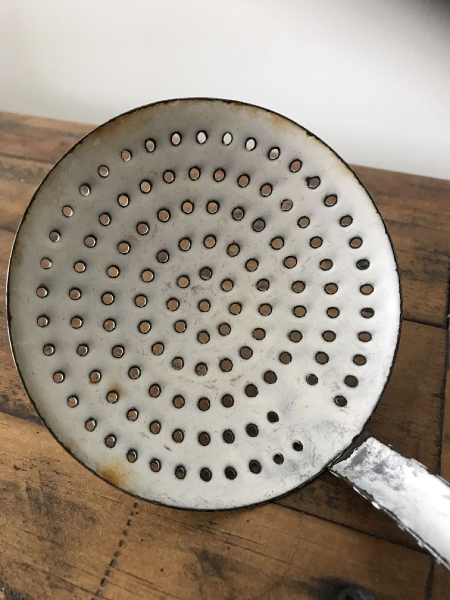 Elettrodomestici da cucina: Alte Schaumkelle Schöpflöffel Emaille – Usato da Rapperswil SG venduto da cosiba01 1