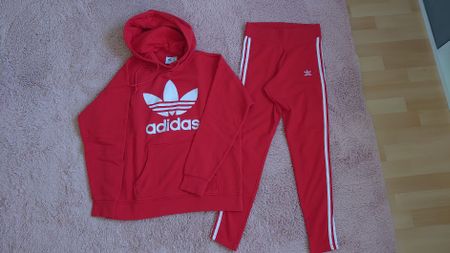 Adidas Trainingsanzug rot Hoodie Grösse 38 Hose Grösse 36