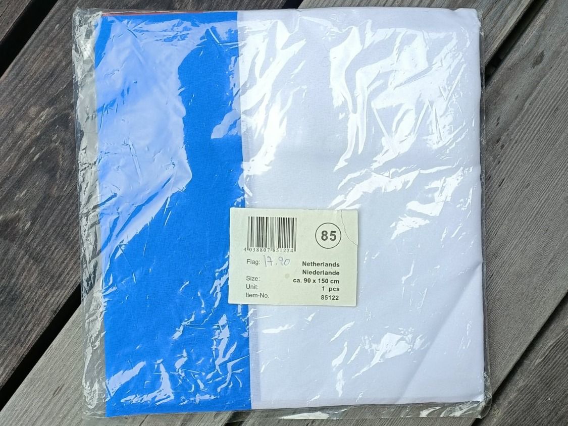 Fahnen: Länderflagge Niederlande – Neu und originalverpackt aus Emmenbrücke von Levira8