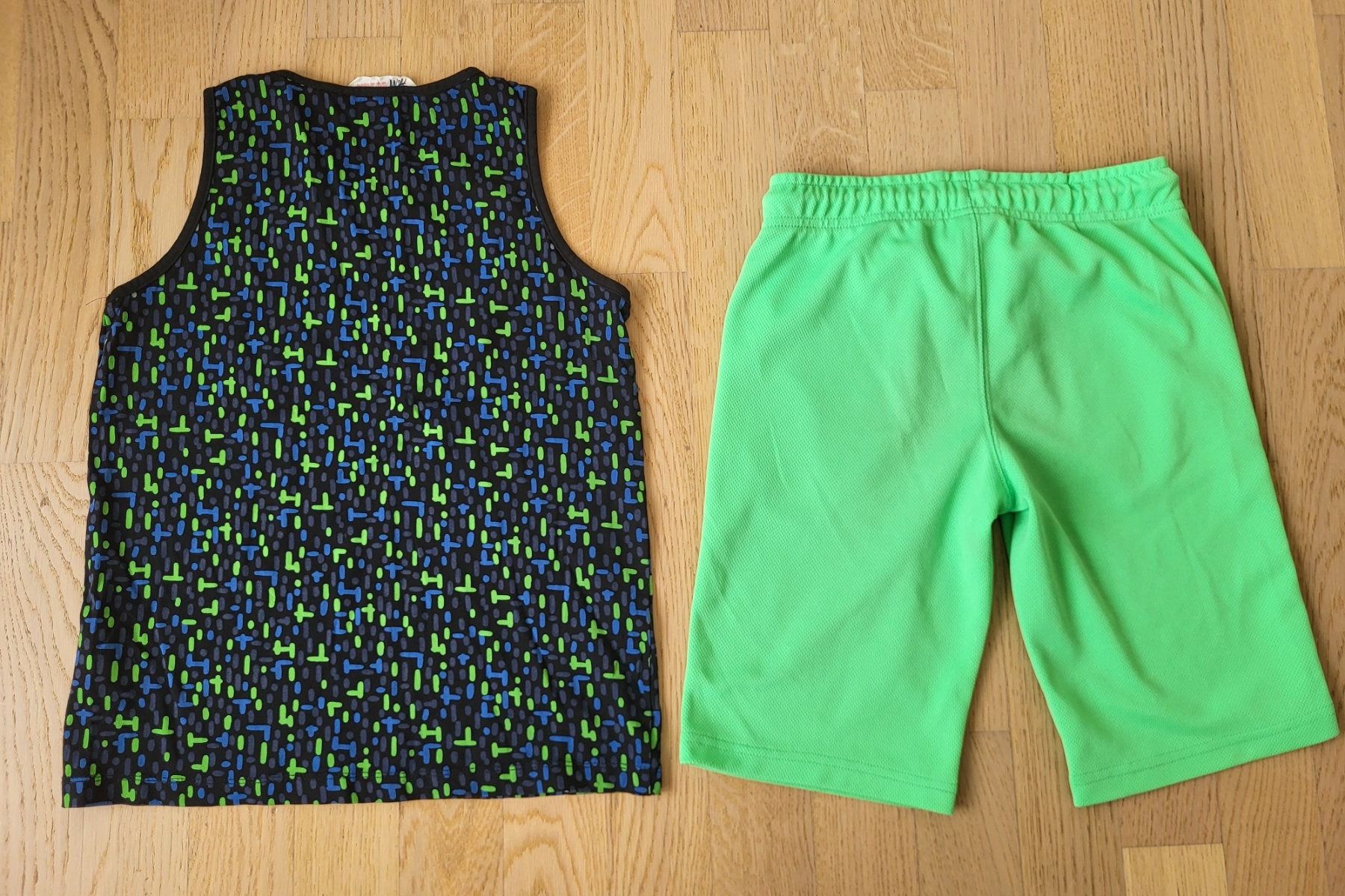 Lotti & Set di vestiti: Set Bermuda/Shorts + Tanktop Gr 134/140 – Usato da Richterswil venduto da adora88 1