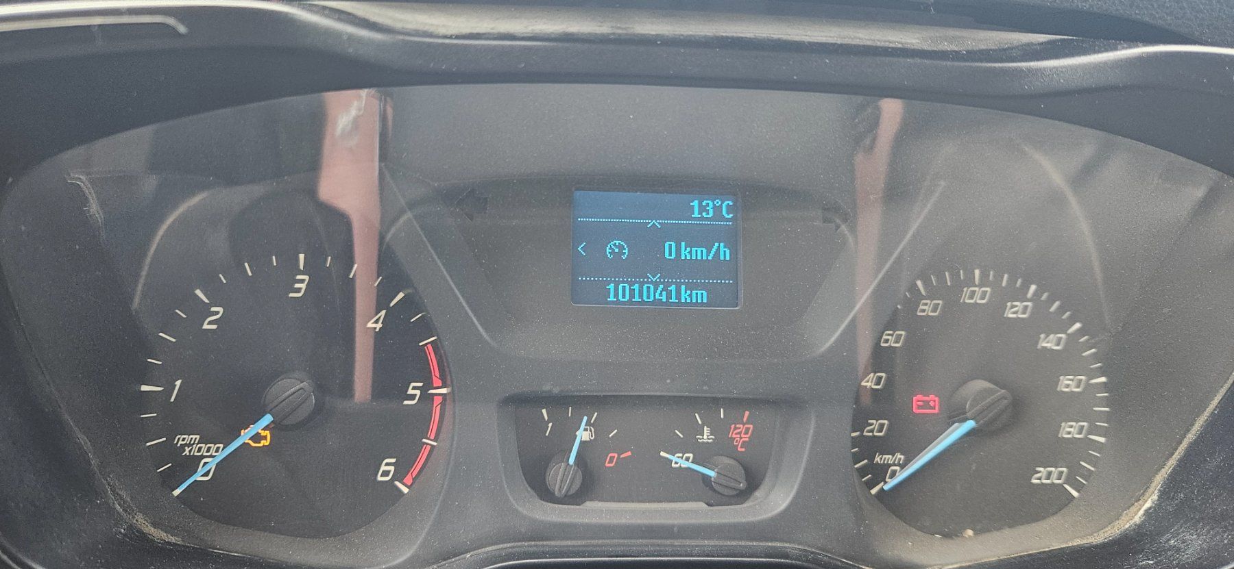Ford Véhicules utilitaires: Ford Transit 350 L2 – D'occasion à Penthalaz par jos_z27x 2