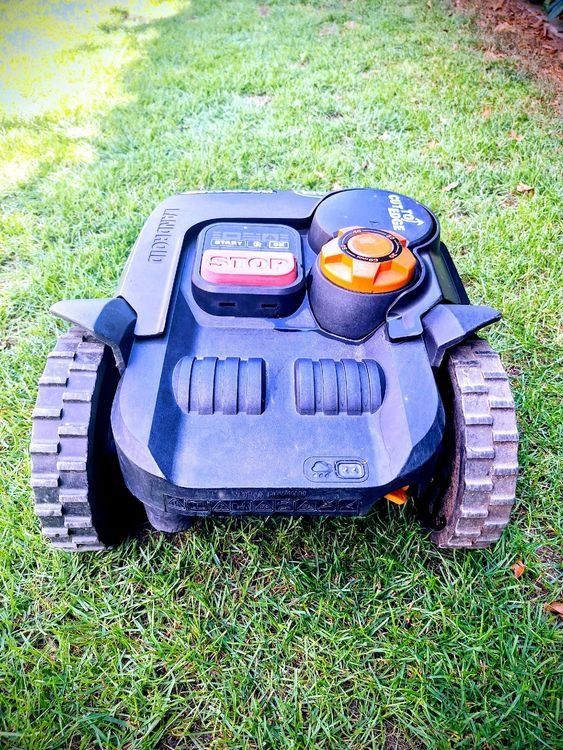 Tagliaerba: Robot tondeuse WORX Landroid + accessoires – Usato da Lavey-Village venduto da Dumbine