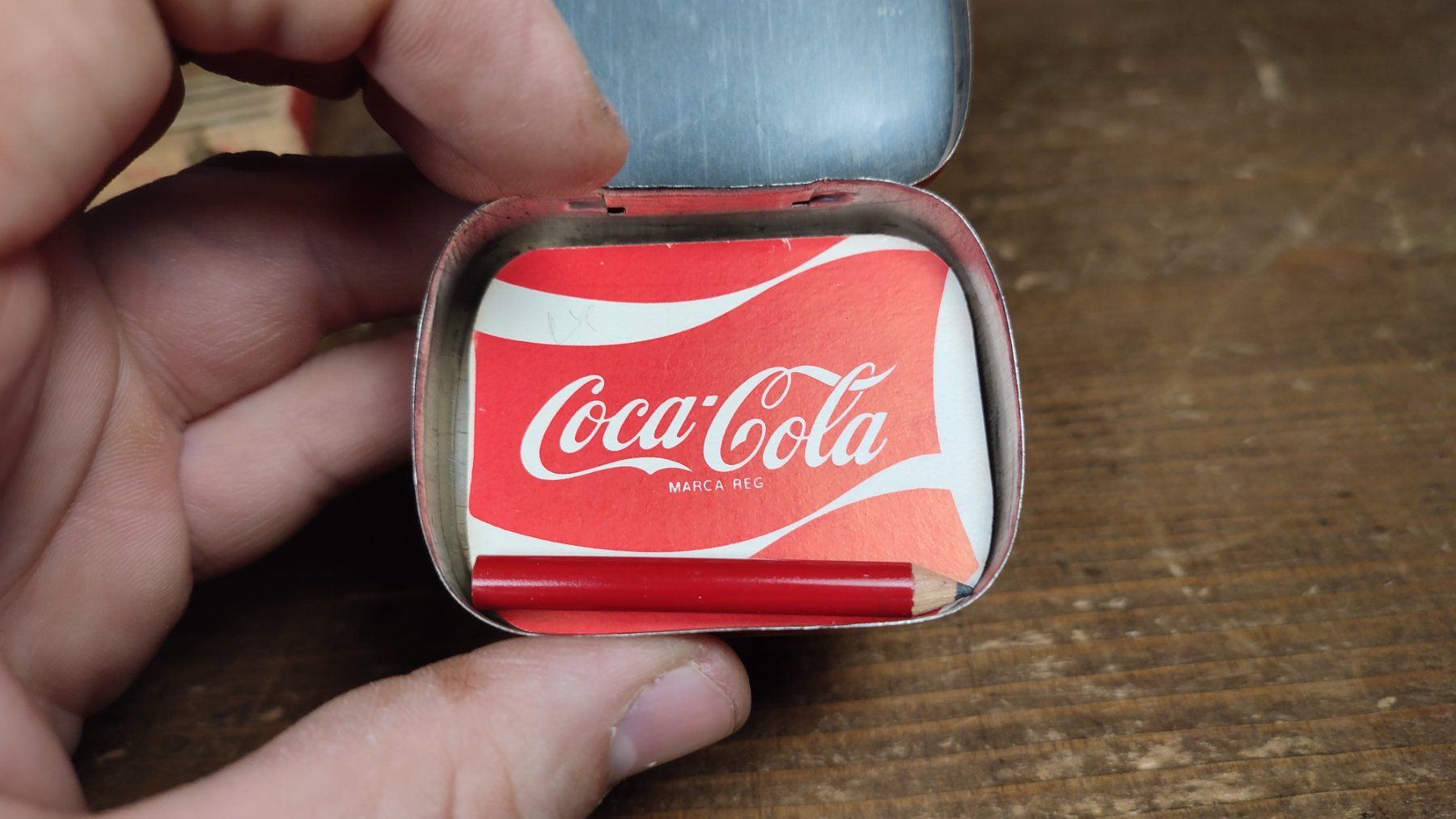 Coca-Cola Tutte le decorazioni: Wunderschönes altes COCA-COLA Döschen Schreibzeug – Usato da Gelterkinden venduto da MYSTOREFORYOU4460 9