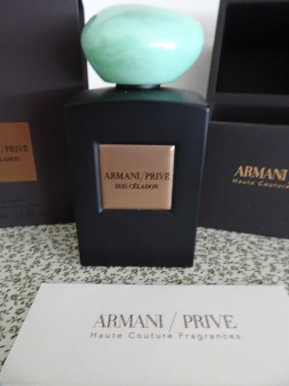 Armani Flacons: ARMANI PRIVE PARFUM IRIS CELADON 100ml Spray EDP – Gebraucht aus Oberwil b. Zug von JICKY-1889