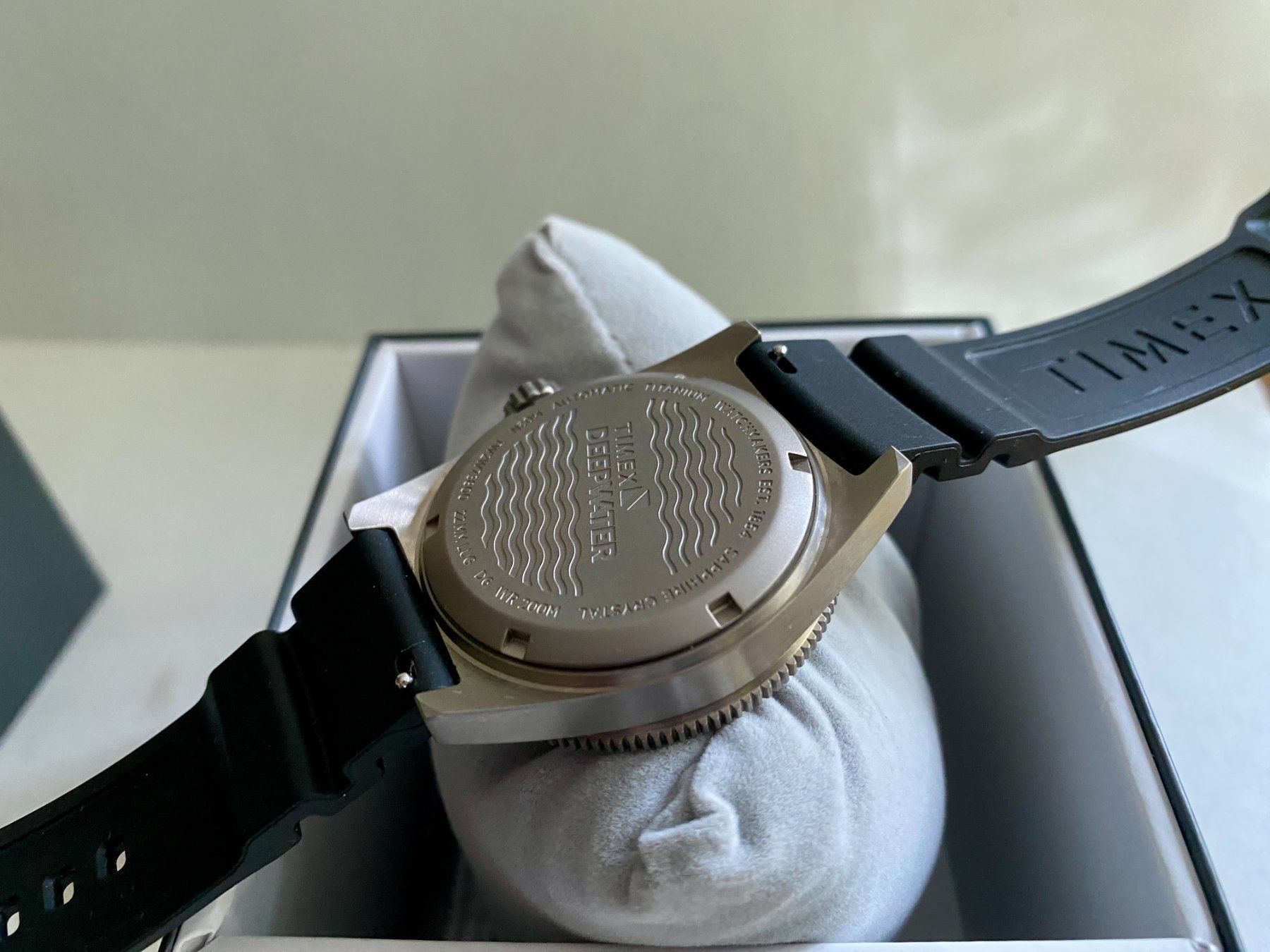 Timex Orologi: Timex Deepwater Reef 200 Automatic Titanium New ! – Nuovo (secondo la descrizione) da Genthod venduto da Fejmeo 7