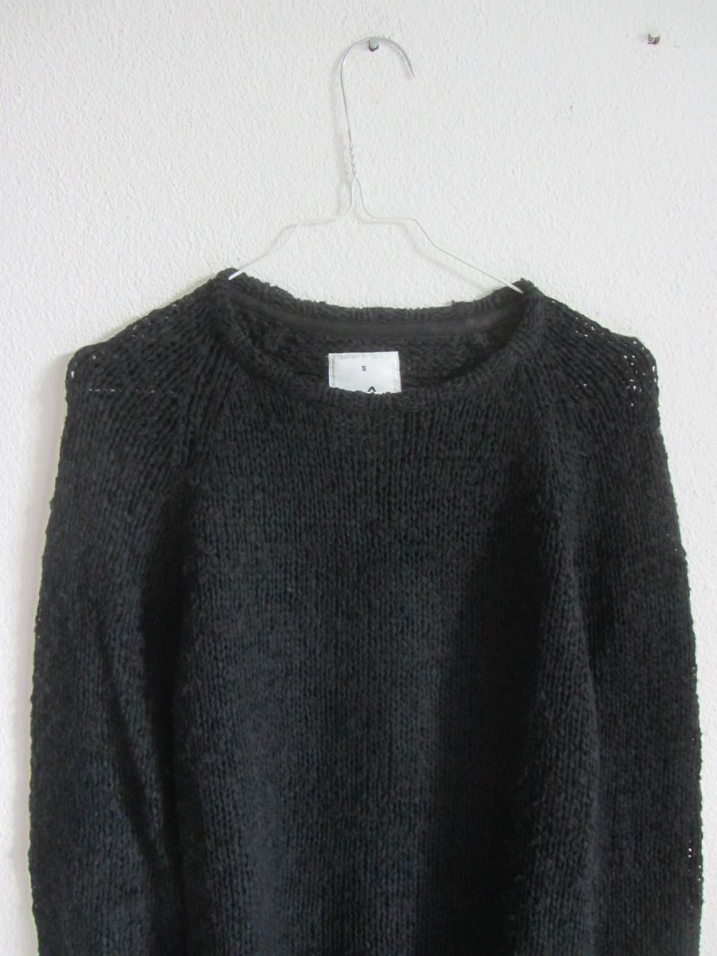 Maglioni & Felpe: MOULI - Strickpullover schwarz S – Usato da Zürich venduto da Diazaio 1