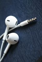 Écouteurs Apple EarPods avec prise jack 3.5mm blanc