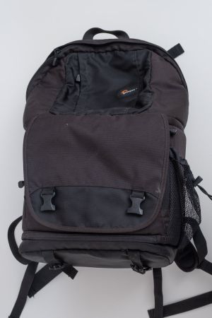 Grosser Lowepro Kamera-Rucksack in gutem Zustand