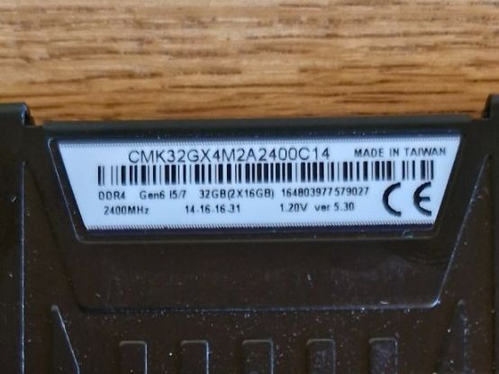 Corsair Memoria / RAM: Arbeitsspeicher zu Verkaufen – Usato da Dussnang venduto da Dynu 2