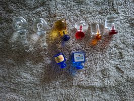 7 Flacons fürs Puppenhausbad-Schlafzimmer, neu