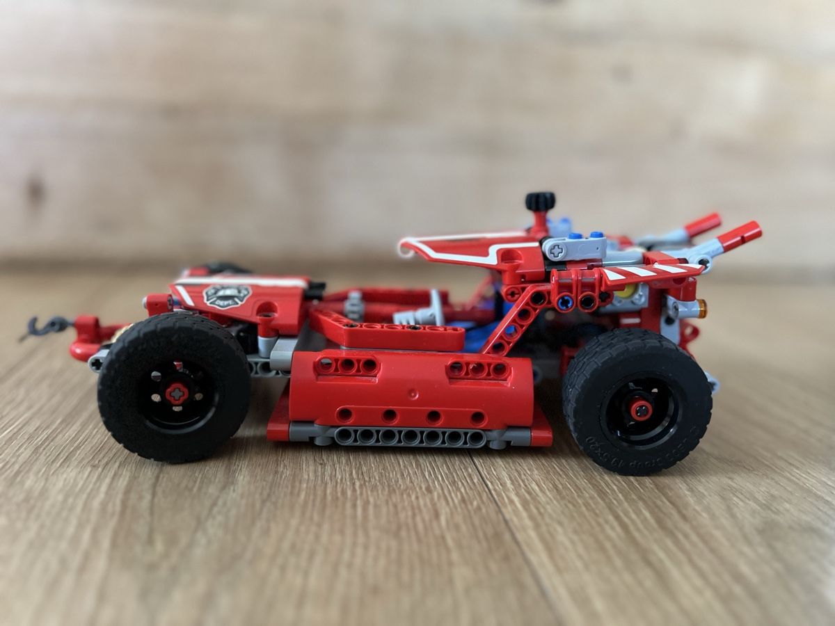Lego Kit di costruzioni: Lego Technic Rennauto 42075 – Usato da niedergösgen venduto da xiquinha 1