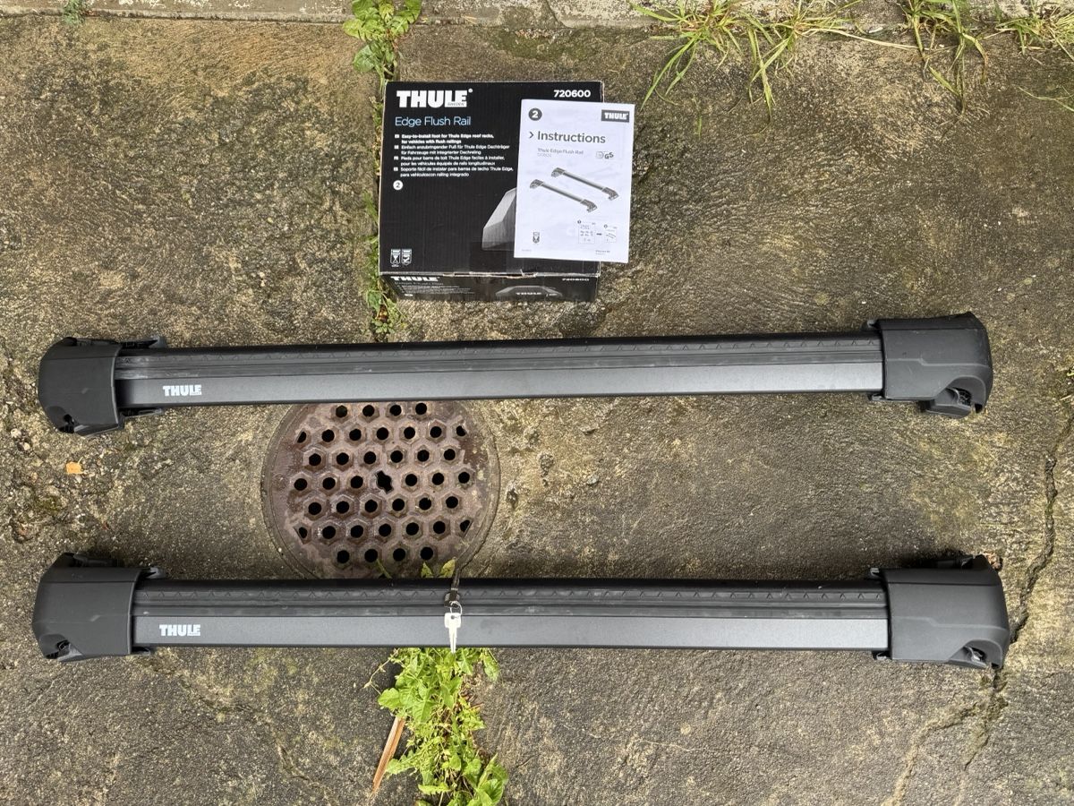 Thule Portapacchi: Thule Kit Wingbar Edge black System 720600 – Nuovo (secondo la descrizione) da Ossingen venduto da fiibo_