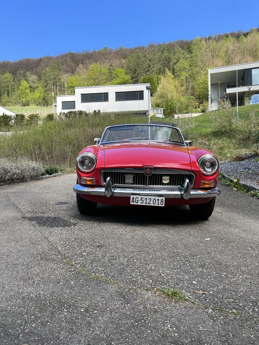 MG Autos: MG B Cabriolet - Oldtimer - Top Zustand – Gebraucht aus Hornussen von naturmed 3