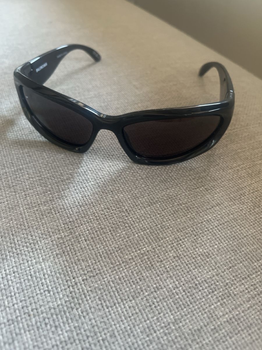 Balenciaga Occhiali & Lenti: Balenciaga Sonnenbrille – Nuovo (secondo la descrizione) da  venduto da