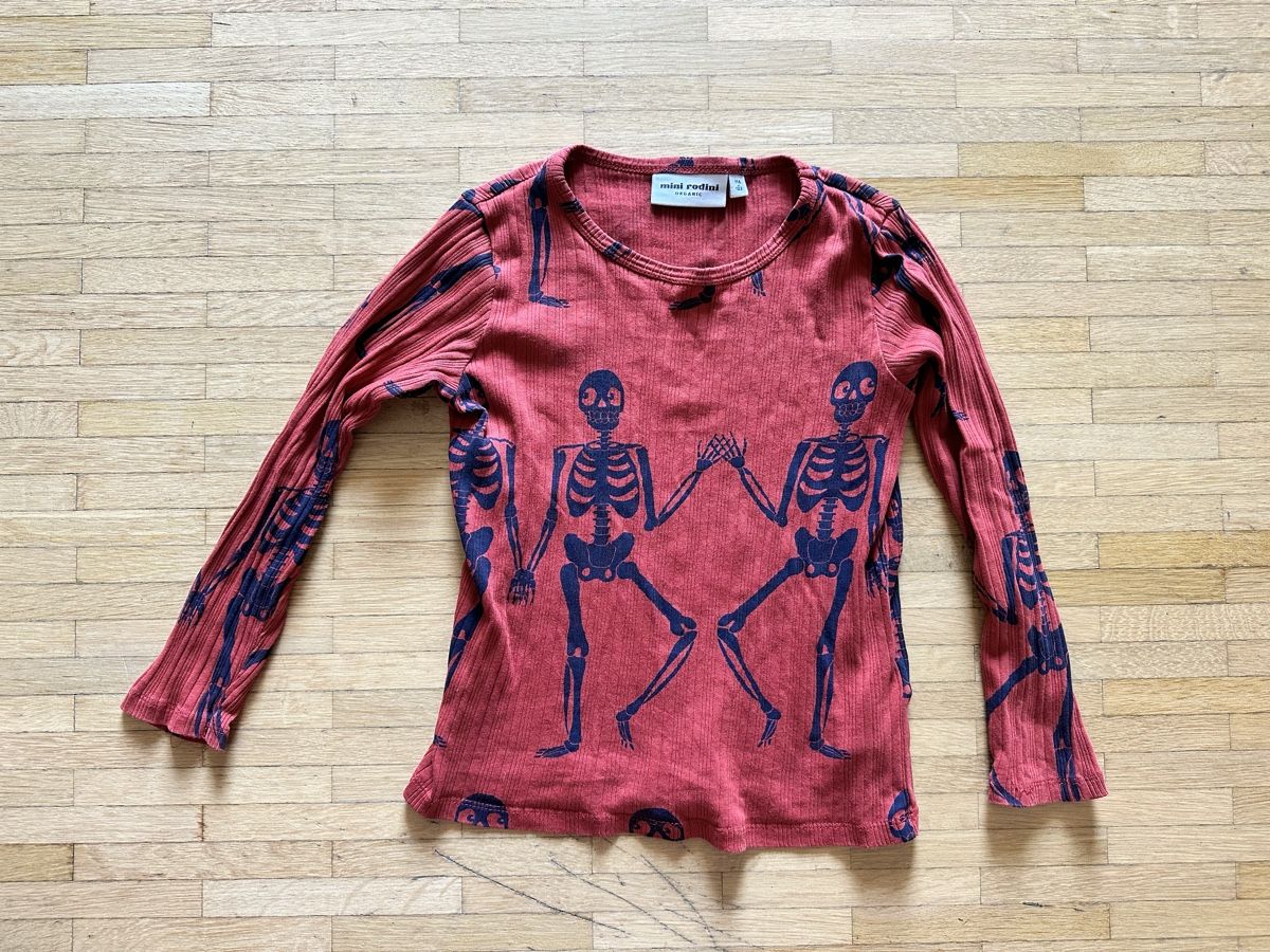 Mini Rodini T-shirt: Mini Rodini Shirt Skelette  – Usato da Altstätten SG venduto da sar_65sw