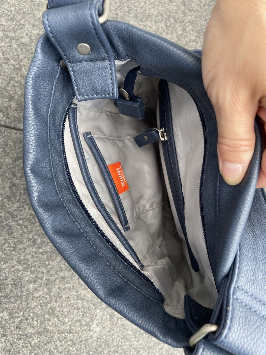 Zwei Taschen für Damen: Umhängetasche ZWEI – Gebraucht aus Niederbüren von poschti 4