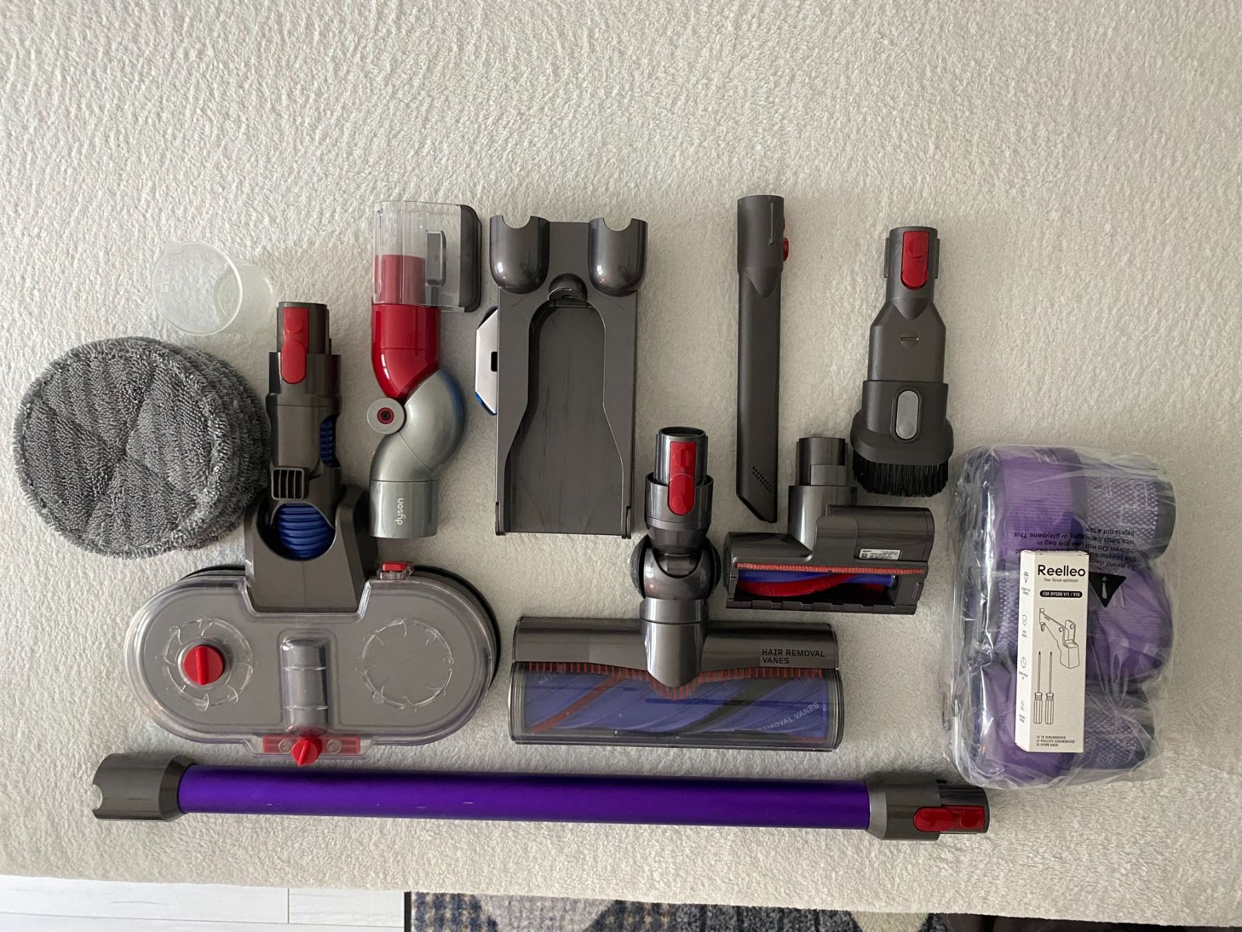Dyson Aspirateurs & Accessoires: Dyson V11 Extra – D'occasion à Emmetten par 2006brunoh