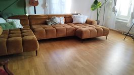 wunderschönes goldiges grosses Sofa