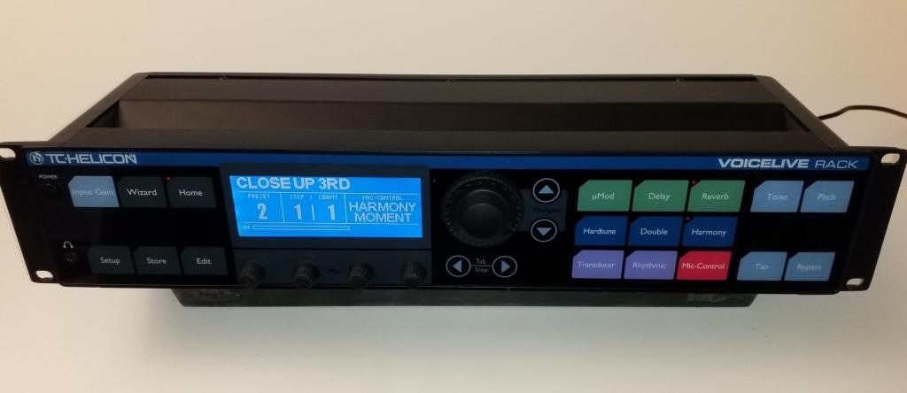 Musikinstrumente: TC-Helicon VoiceLive Rack – Gebraucht aus Magnedens von alfahr 2
