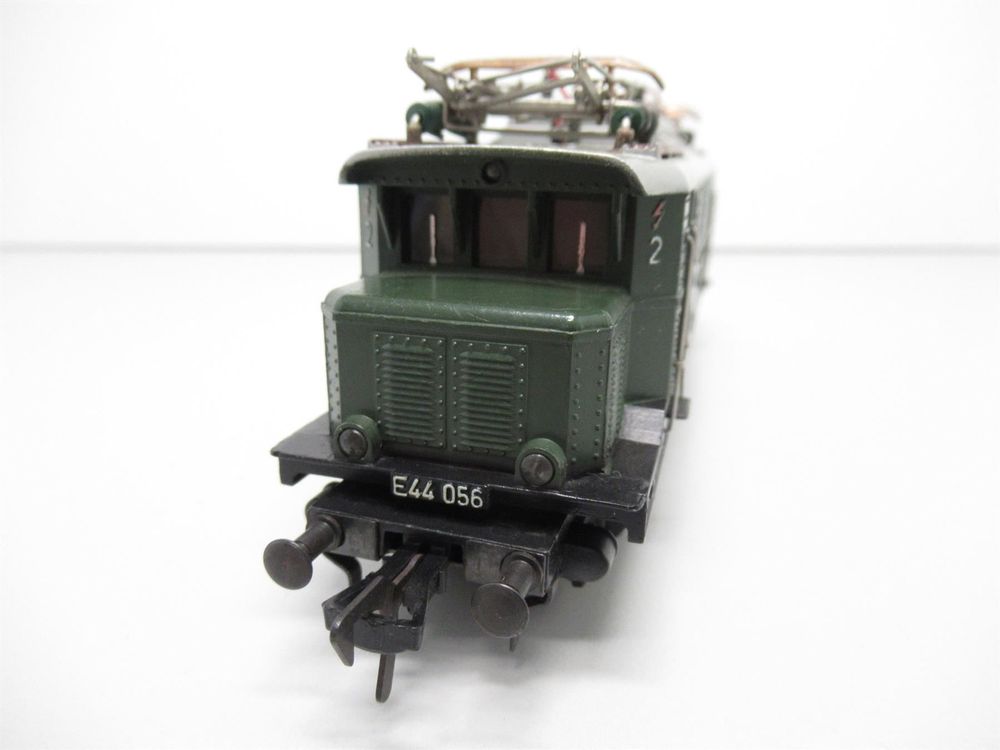 Locomotive Électrique Fleischmann HO E 44 056 - DB Verte éclairée - Analogique - Occasion