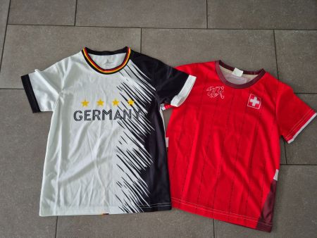Fussballtrikots Schweiz & Deutschland, Gr.120