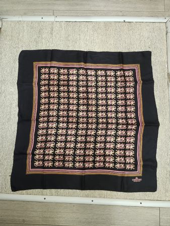 Foulard  soie L'Orientale eau jeune motif éléphants 