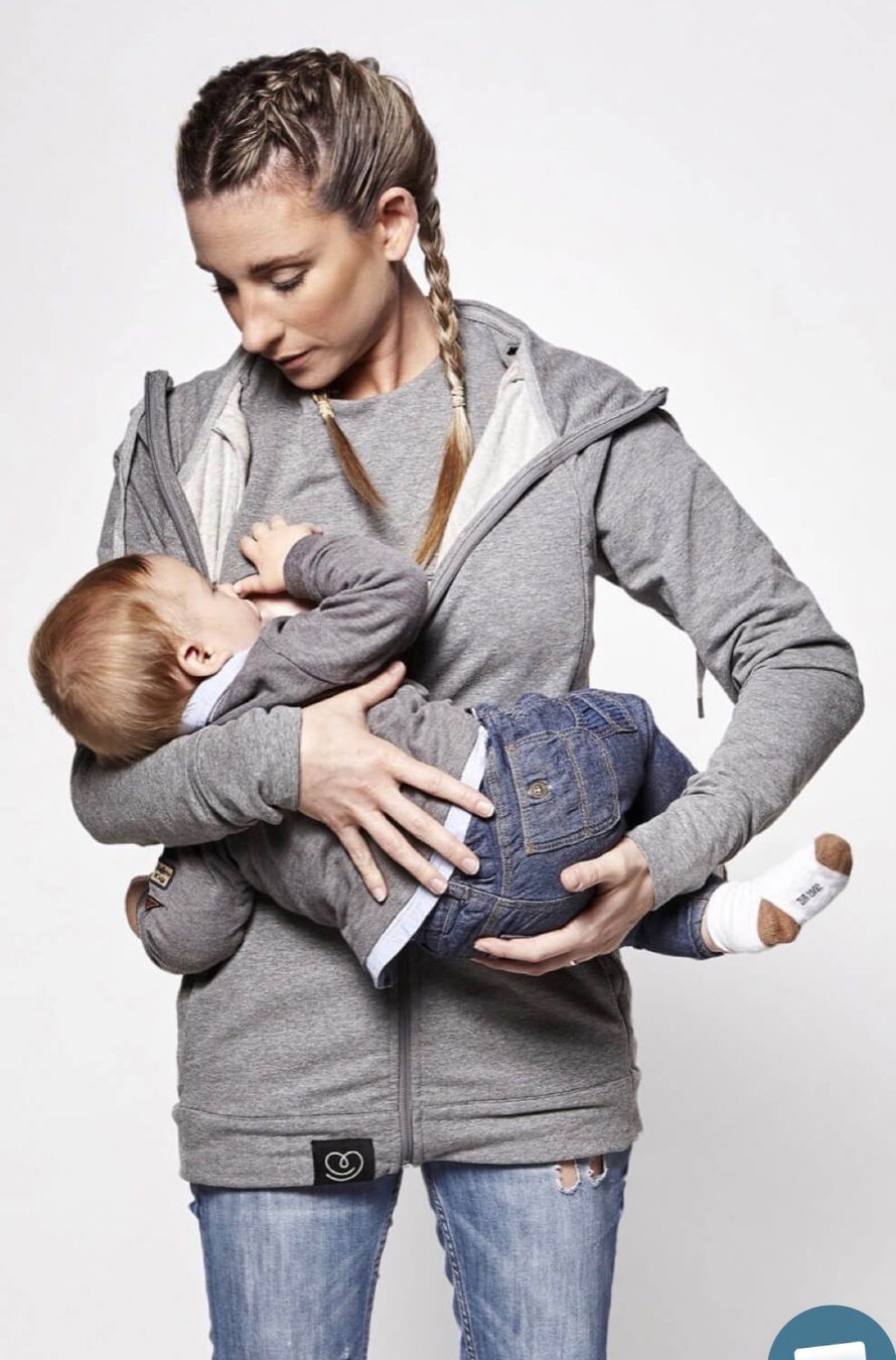 Pullover & Sweatshirts: Hoodie von Love Radius – Gebraucht aus Auvernier von E111 3