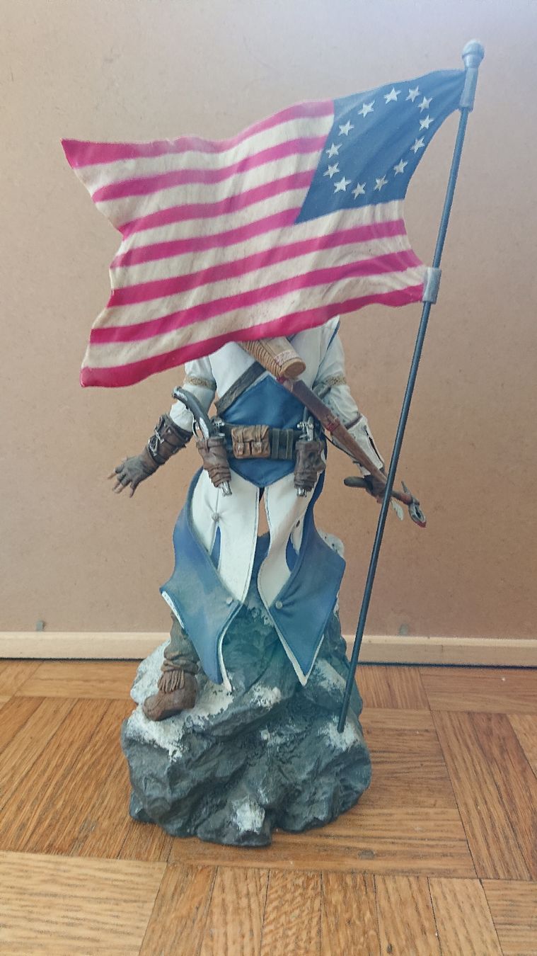 Statuette: Assassin's Creed III Figur Connor – Usato da Chur venduto da FreakofRarity 2