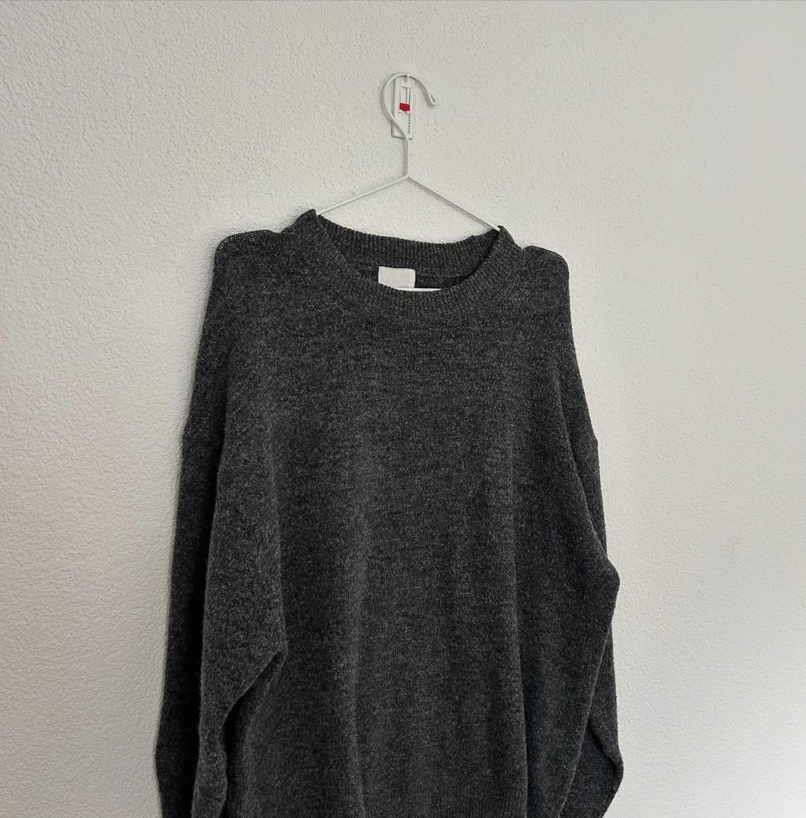 H&M Maglioni & Felpe: Grauer H&M Strickpullover, Gr. M – Usato da Chur venduto da faja7000 1