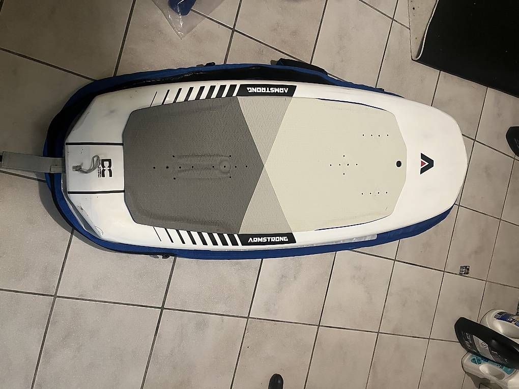 Armstrong Surfboards & Schwimmbrette: Wing Armstrong FG Board 58 Liter 4'8'' – Neu (gemäss Beschreibung) aus Brugg AG von Freeheeler02