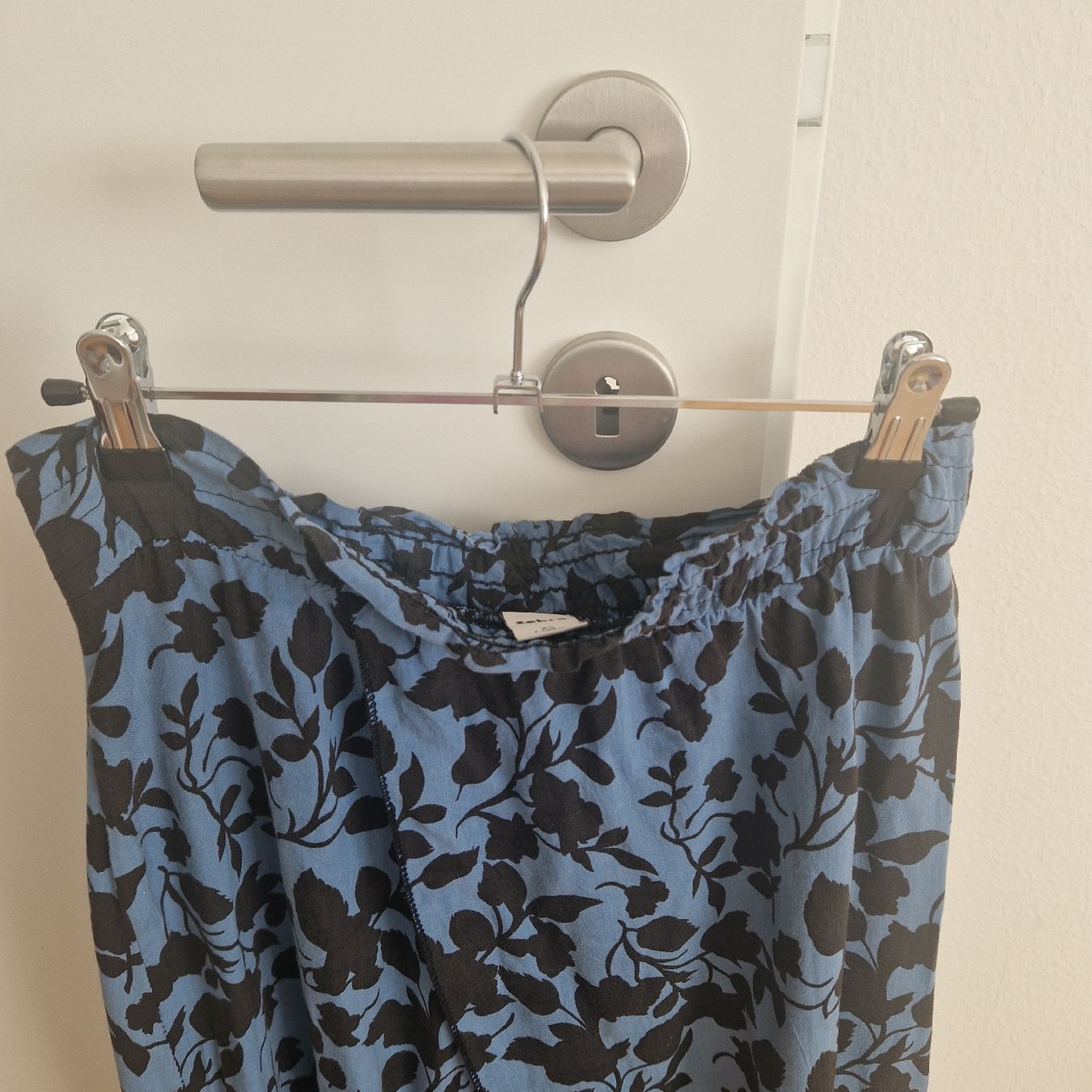 Gonne: Maxirock Bikini Coverup schwarz blau – Usato da Frenkendorf venduto da gca_d2qp 3