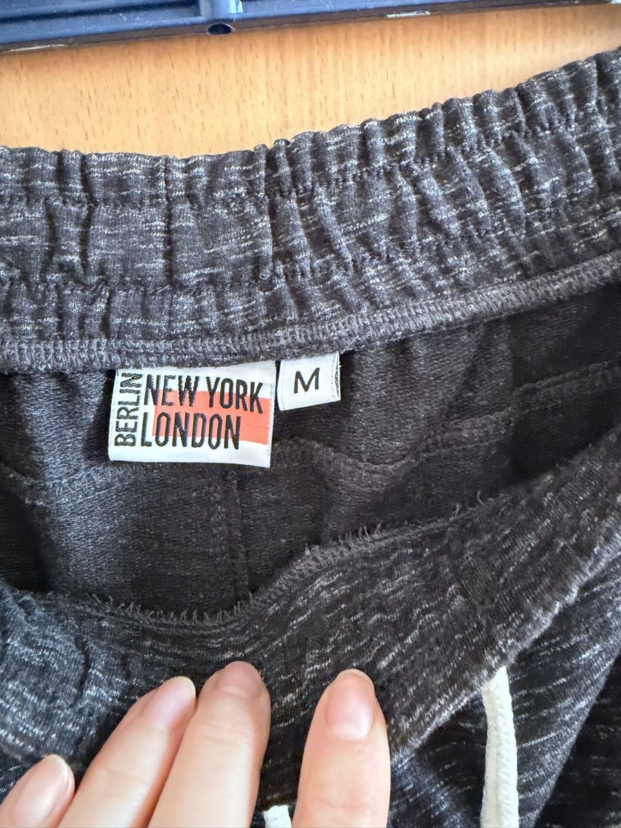 Hosen: Short neuf taille M – Neu und originalverpackt aus Savagnier von Pivovar2 2