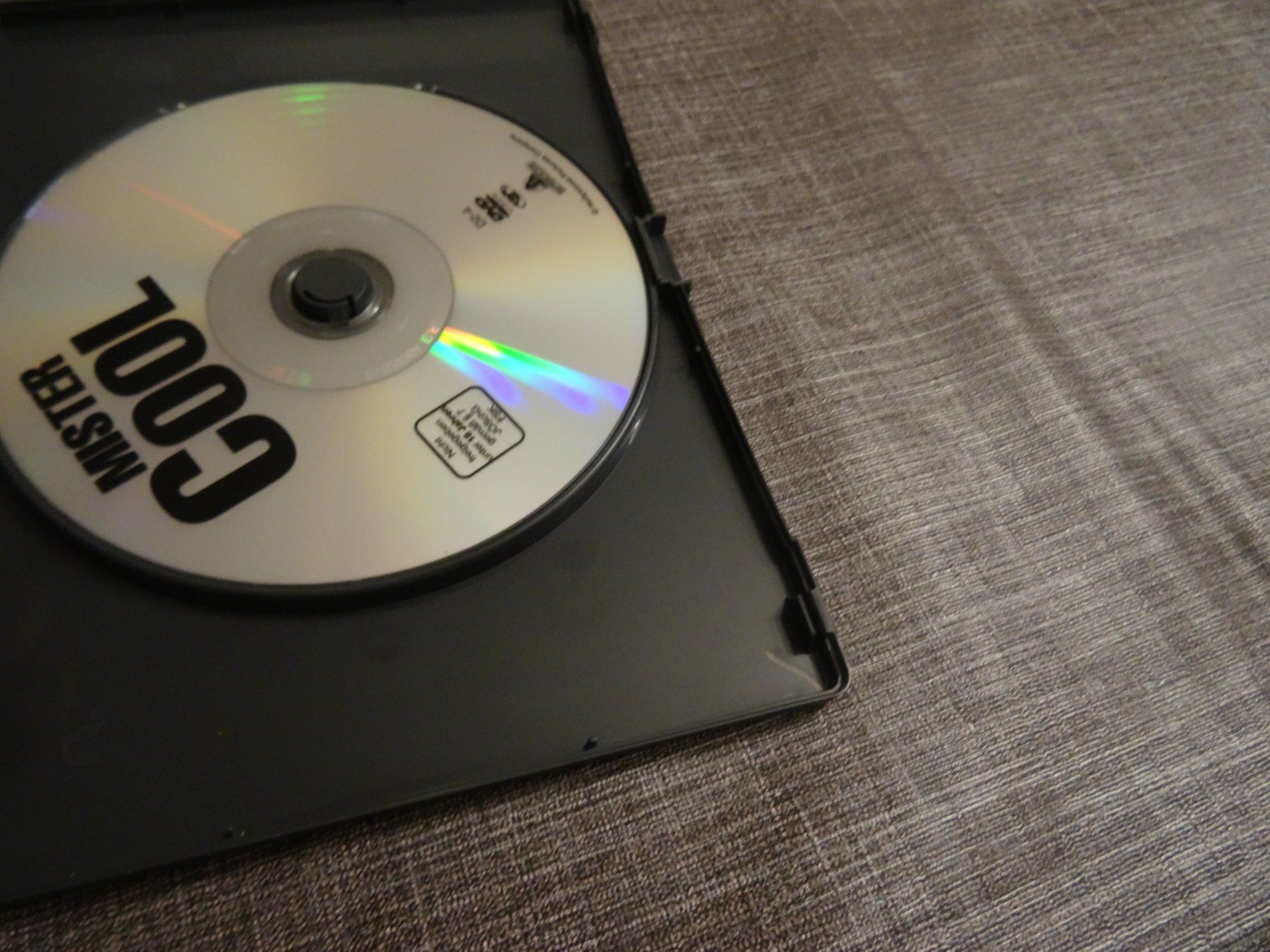Tutti i DVDs: DVD Mister Cool – Usato da Olten venduto da Disc-Verkauf 1