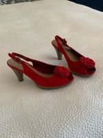 Sandales rouges à talons avec fleur état occasion
