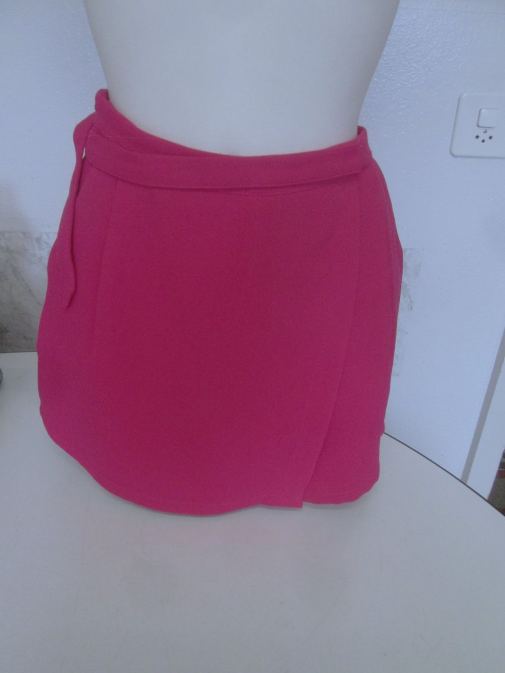 Mint & Berry Hosen: Mint und Berri Shorts, Größe 38 – Gebraucht aus Sementina von babucia