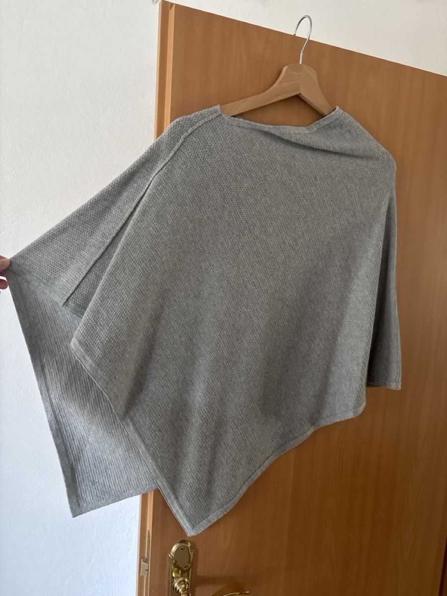 Altro in Moda donna: Marc O'Polo Poncho – Usato da Wangen an der Aare venduto da TL95 2