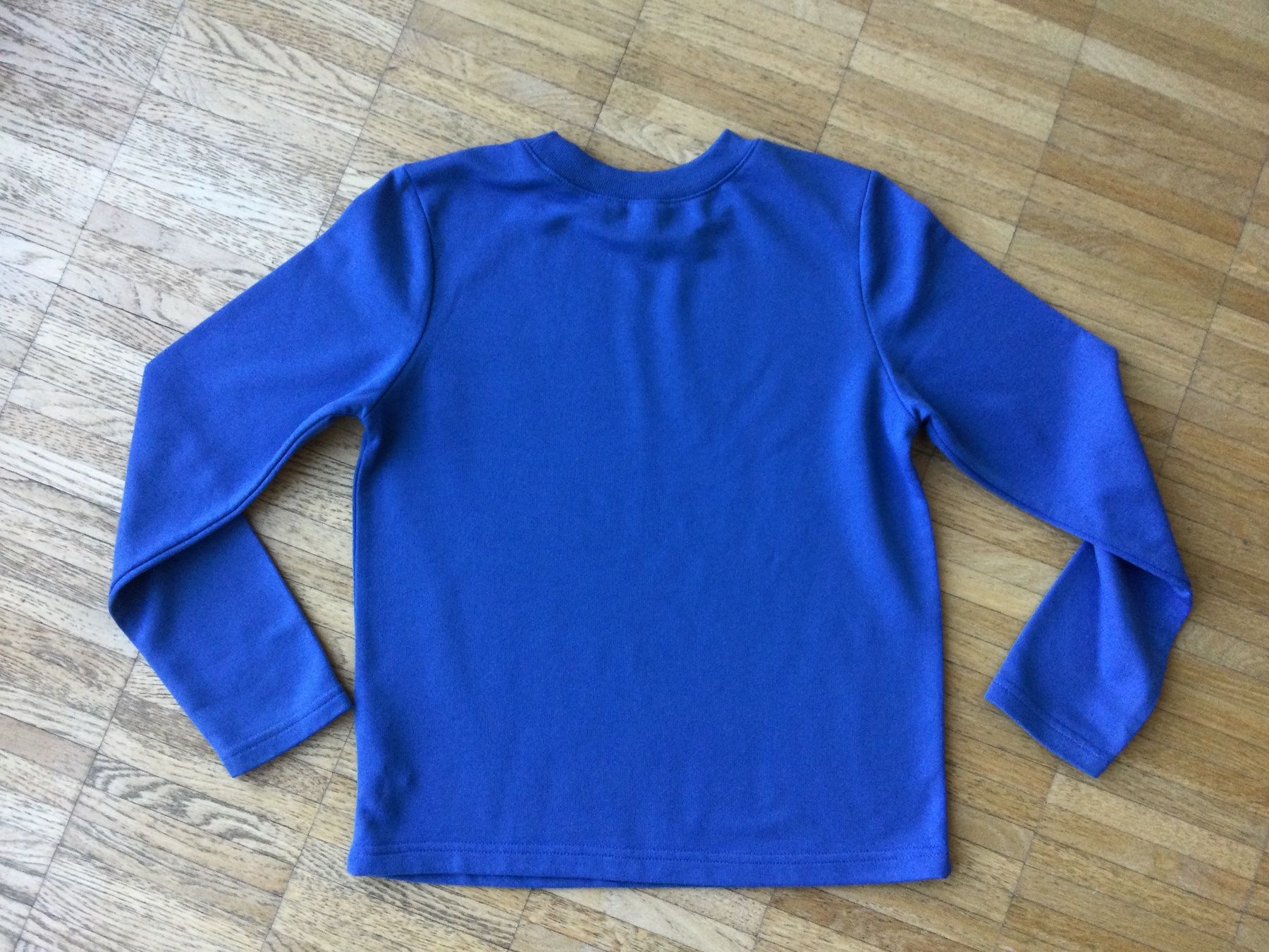 Pullover & Sweatshirts: Kinder Freizeit Pullover, Gr 134 – Gebraucht aus Zürich von mir_2kjl 1