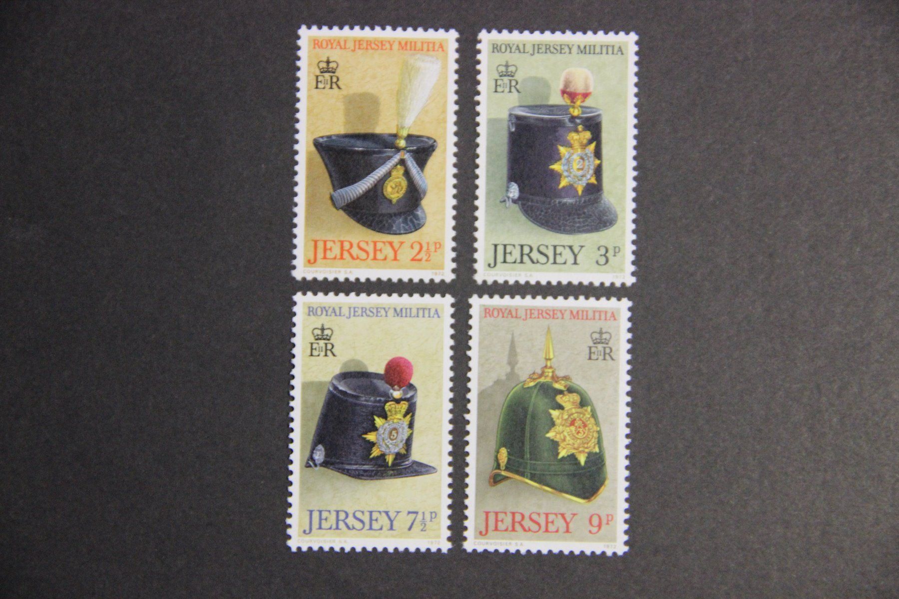 Alle Briefmarken: Jersey 1972 - Uniforms** – Neu (gemäss Beschreibung) aus Jona von Southafrica07