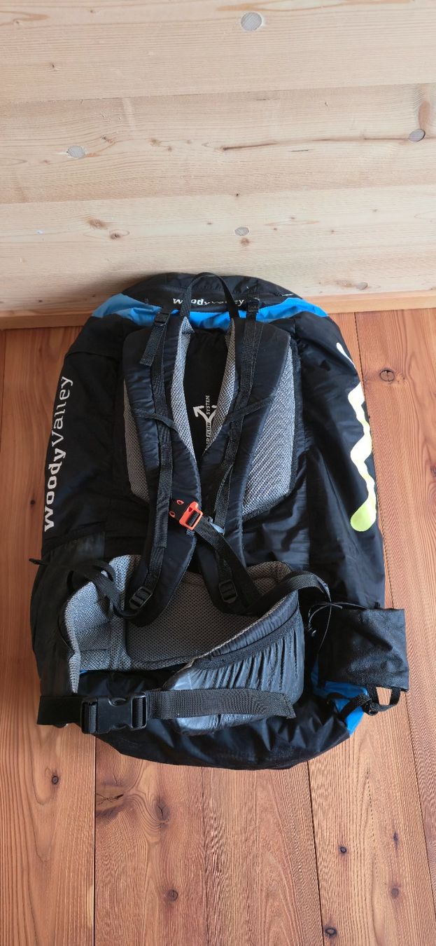 Sport dell'aria & Aquiloni: Woody Valley Wani Light Gurtzeug – Usato da Disentis/Mustér venduto da sillima 1