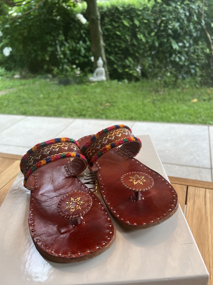 Damenschuhe: Authentic Nepalese Sandals – Gebraucht aus Ponte Capriasca von lev002s 3
