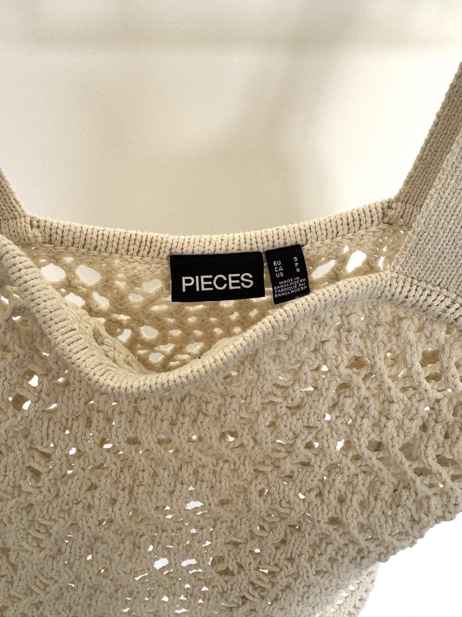 Pieces Top: Beige Crochet Summer Top – Nuovo e nell'imballaggio originale da Zürich venduto da di_archive 3