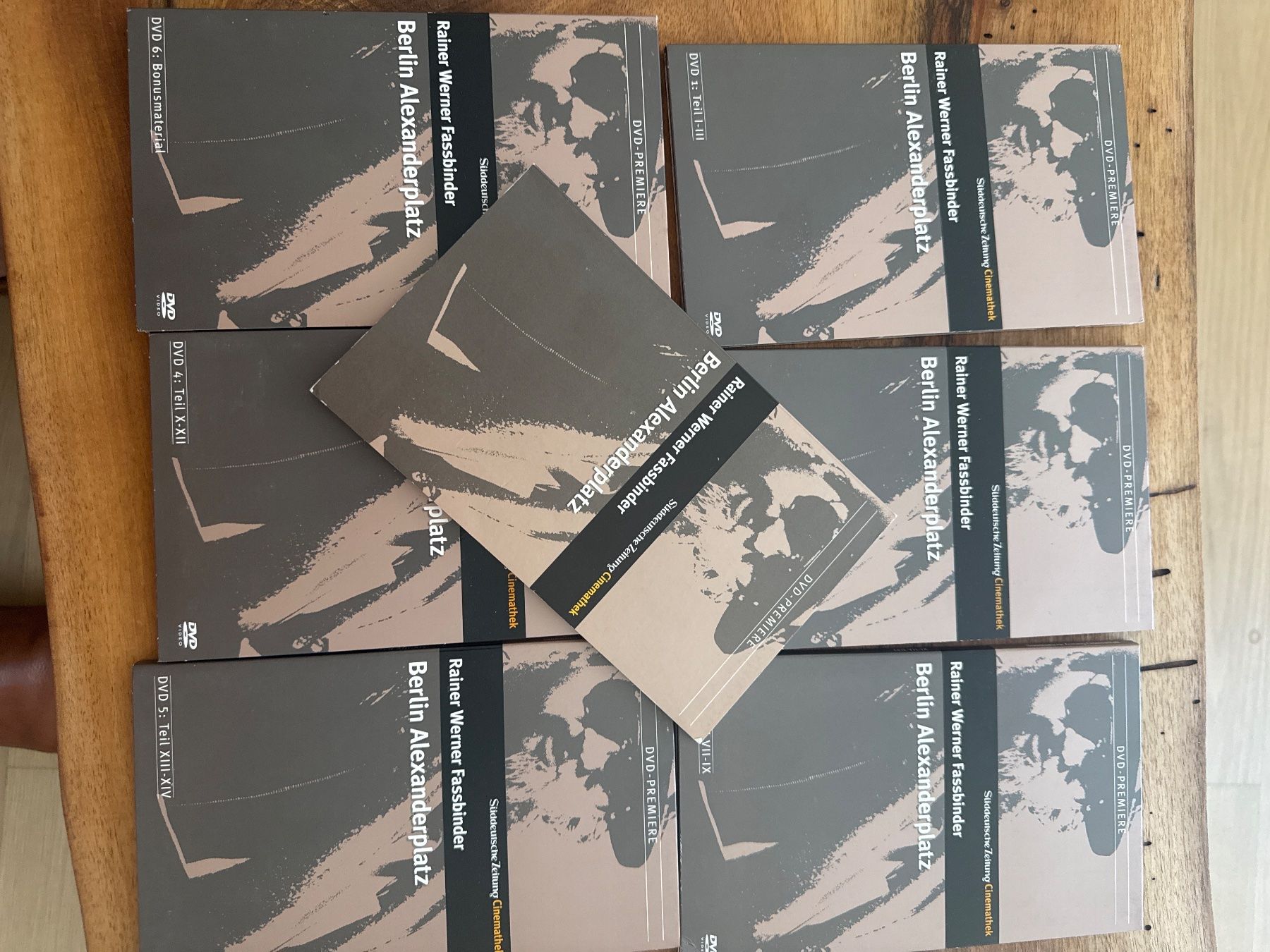 Tutti i DVDs: Rainer Werner Fassbinder Berlin Alexanderplatz DVD Boxset re – Usato da Solothurn venduto da Alex702 2