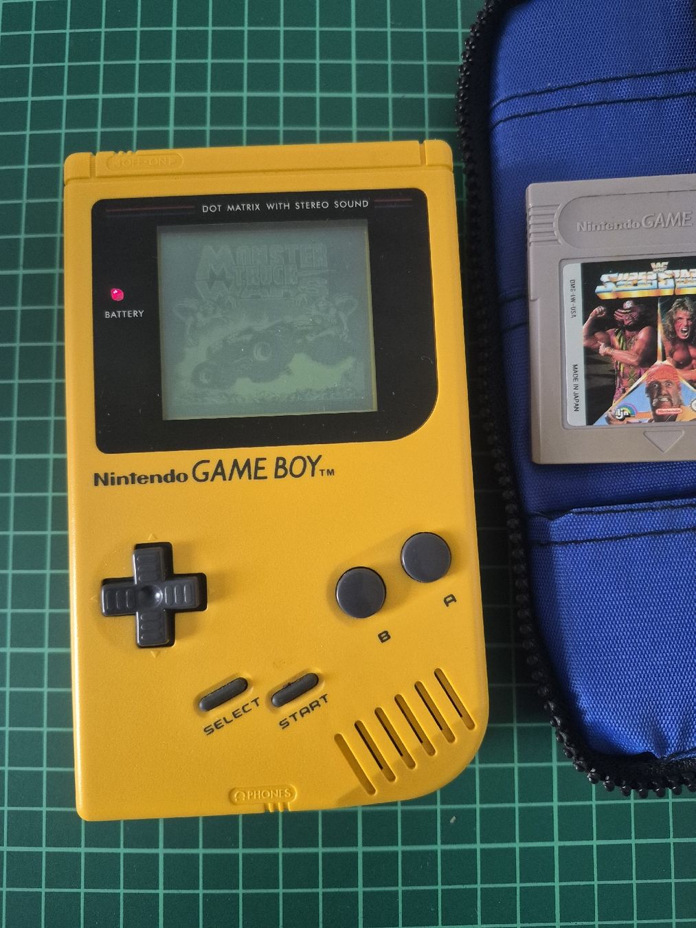 Nintendo Console: Nintendo Game Boy Yellow + Games and Case – Nuovo (secondo la descrizione) da Meyrin venduto da Retro-GZ 3