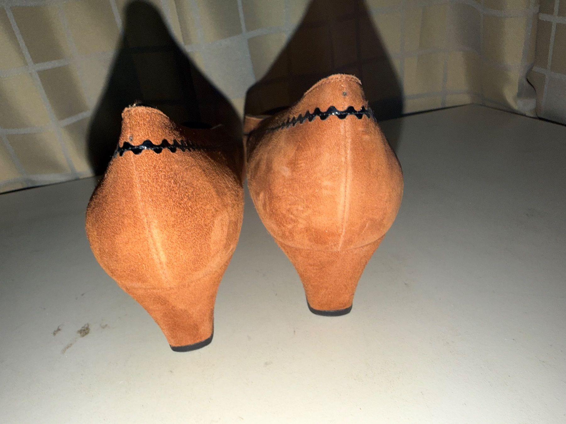 Scarpe da donna: Leder Schuh super comfort 41,5 neu – Nuovo (secondo la descrizione) da Dornach venduto da samuti 1