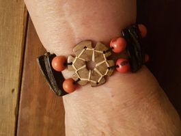 Armband Natur Horn(?) Samen braun orange